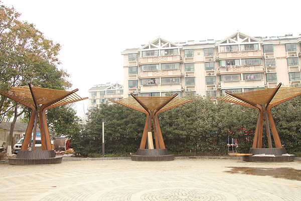 江蘇省南京市高新區(qū)中隊(duì)木紋漆施工